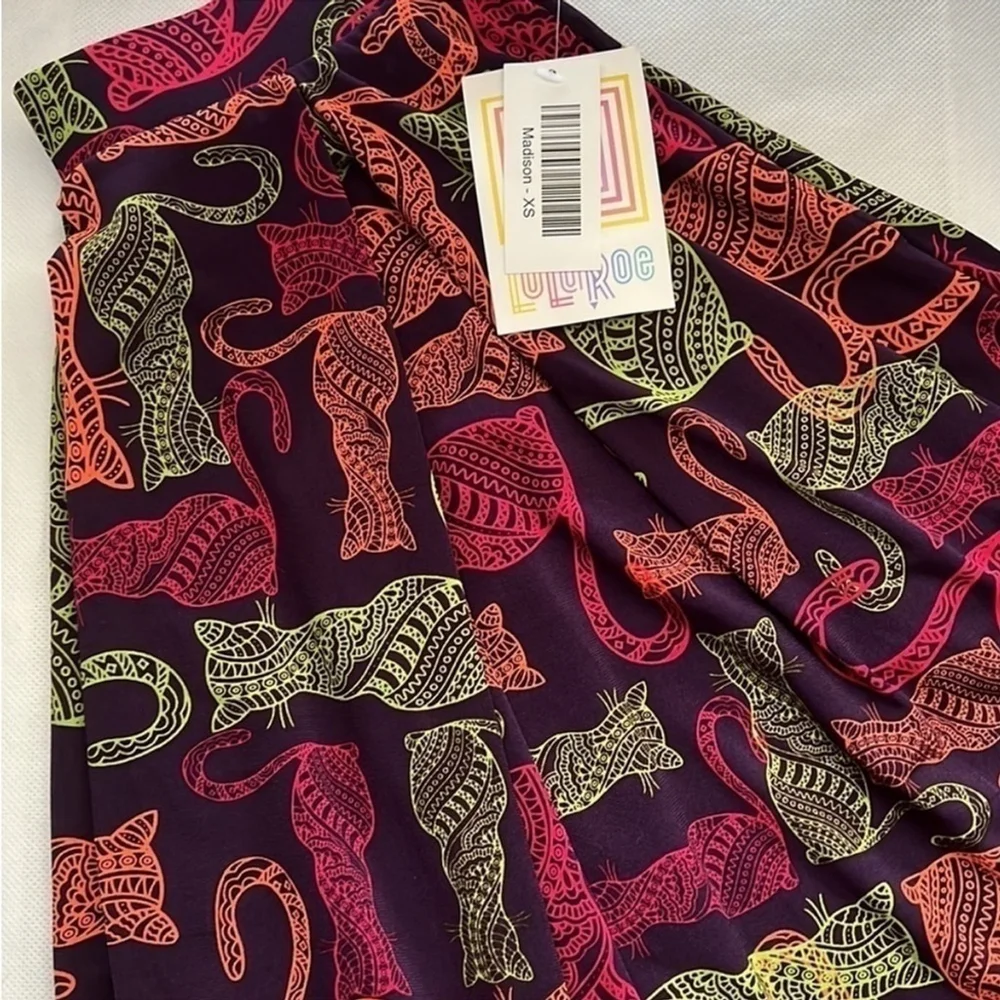 NWT Cat Print Box Pleated Hidden Pocket Skirt Lightweight Size XS Madison